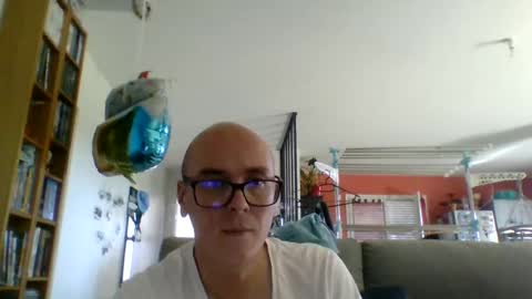 Snapshot of ponarch chatting on 06/13/26, 04:16 ponarch online show from 06/13/26, 04:16