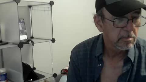 Snapshot of ponchitodenver chatting on 11/16/25, 06:30 Ponchitodenver online show from 11/16/25, 06:30