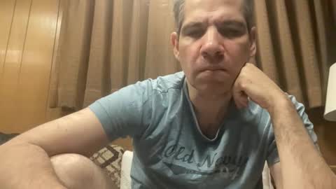 Snapshot of ponchynyc chatting on 11/11/25, 05:18 PONCH online show from 11/11/25, 05:18