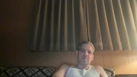 Snapshot of ponchynyc chatting on 02/06/26, 05:23 PONCH online show from 02/06/26, 05:23