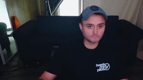 Snapshot of poo_c_licker213 chatting on 10/13/25, 03:01 poo_c_licker213 online show from 10/13/25, 03:01