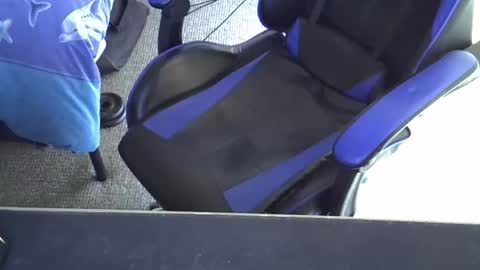 pop196705 online show from 12/02/25, 07:25