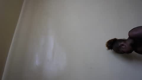 popetykely00 online show from 12/18/25, 05:46