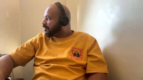 Snapshot of popfizzt chatting on 01/27/25, 07:56 popfizzt online show from 01/27/25, 07:56