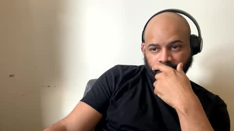 Snapshot of popfizzt chatting on 03/12/25, 07:38 popfizzt online show from 03/12/25, 07:38