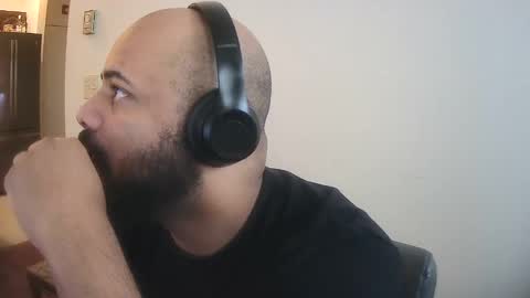 Snapshot of popfizzt chatting on 09/10/25, 12:16 popfizzt online show from 09/10/25, 12:16