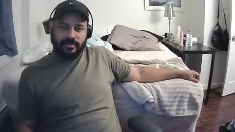 Snapshot of popfizzt chatting on 09/16/25, 02:23 popfizzt online show from 09/16/25, 02:23