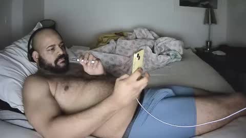 Snapshot of popfizzt chatting on 10/30/25, 02:13 popfizzt online show from 10/30/25, 02:13