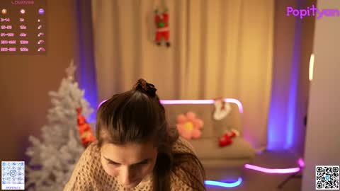 Snapshot of popityan chatting on 12/17/25, 10:21 Louise see you on December 1 at 2200 UTC3 online show from 12/17/25, 10:21