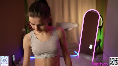 Snapshot of popityan chatting on 02/11/26, 07:35 Louise see you on December 1 at 2200 UTC3 online show from 02/11/26, 07:35