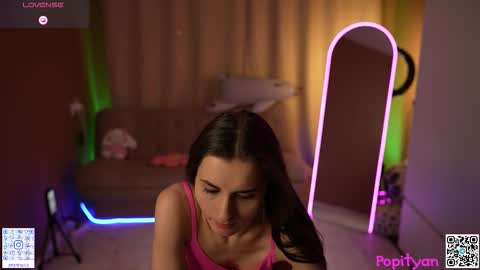 Snapshot of popityan chatting on 03/04/26, 09:04 Louise see you on December 1 at 2200 UTC3 online show from 03/04/26, 09:04