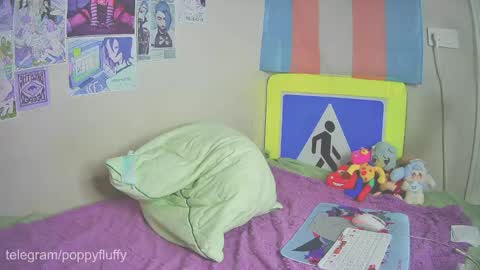 poppyfluffy online show from 03/12/26, 02:50