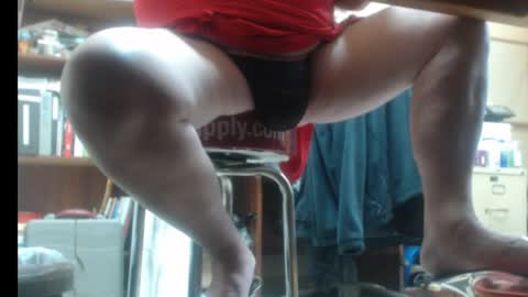 Snapshot of popstarbiker chatting on 12/18/24, 02:10 Pop online show from 12/18/24, 02:10