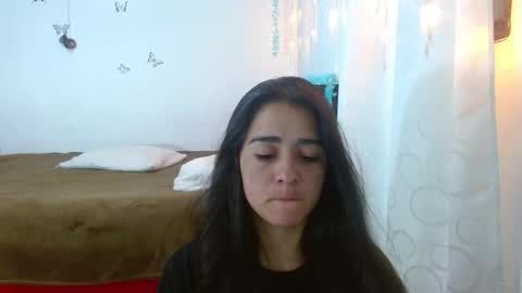 Snapshot of porcelainlux chatting on 01/11/25, 09:46 porcelainlux online show from 01/11/25, 09:46