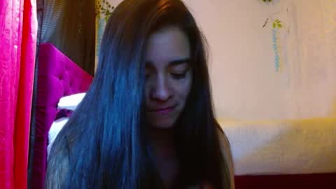 Snapshot of porcelainlux chatting on 02/11/25, 06:51 porcelainlux online show from 02/11/25, 06:51