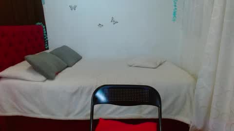 Snapshot of porcelainlux chatting on 03/02/25, 05:25 porcelainlux online show from 03/02/25, 05:25