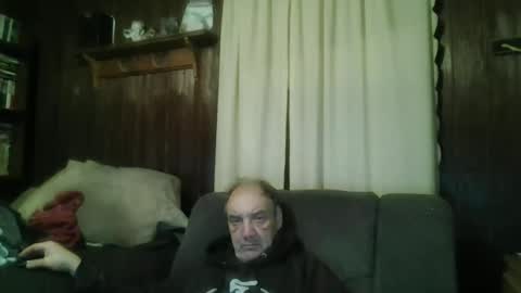 Snapshot of porkingit400 chatting on 12/20/25, 03:35 porkingit400 online show from 12/20/25, 03:35