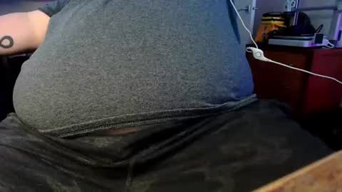 Snapshot of porkypork chatting on 06/18/26, 05:39 porkdaddy online show from 06/18/26, 05:39