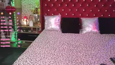 Snapshot of pornbubblebutt chatting on 10/16/25, 01:56 pornbubblebutt online show from 10/16/25, 01:56