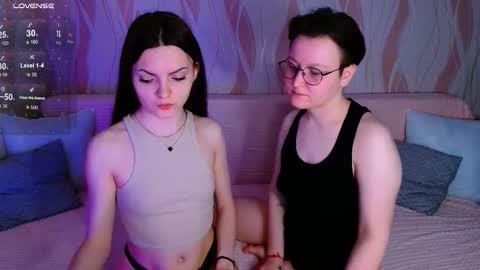 Ana and Tati online show from 03/26/26, 10:37