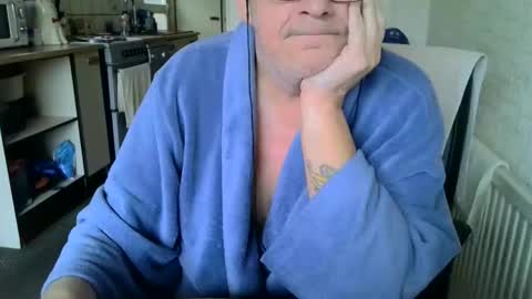 poshman65 online show from 12/18/25, 11:38