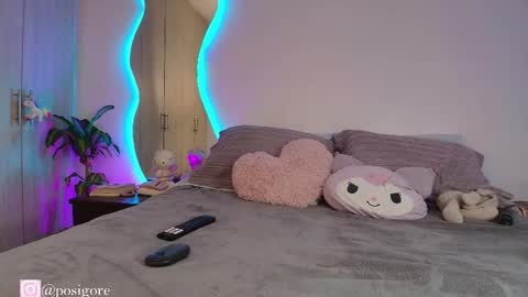 Anna Goth independient model online show from 11/28/25, 09:50