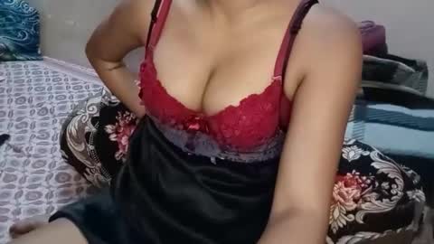 poulomi online show from 02/22/26, 07:19