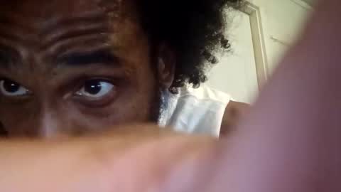 Snapshot of poundgame0710 chatting on 09/15/25, 11:27 PipeLayerPlayer007 online show from 09/15/25, 11:27