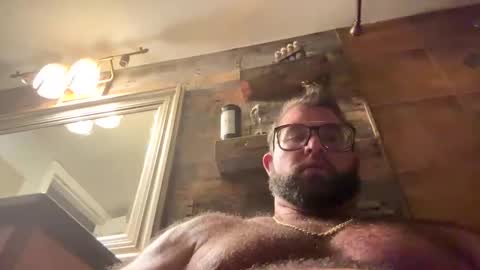 Snapshot of poundsquad305 chatting on 10/26/25, 03:56 poundsquad305 online show from 10/26/25, 03:56