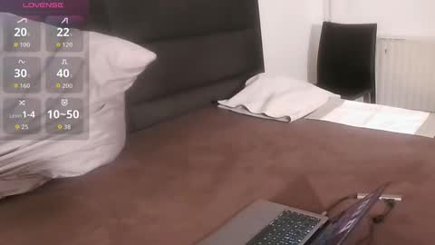 Smooth Daddy online show from 11/19/25, 04:40