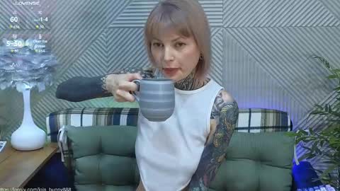 Lola online show from 02/28/26, 06:03