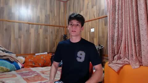 Snapshot of powertwinky chatting on 02/12/25, 05:58 chris independent  online show from 02/12/25, 05:58