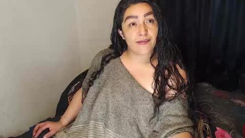 Snapshot of ppepittaaredd chatting on 11/08/25, 10:26 maryana online show from 11/08/25, 10:26