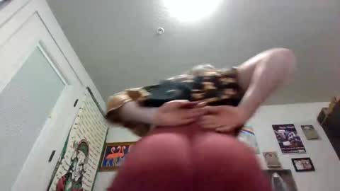 Snapshot of pppawg chatting on 01/08/25, 07:45 PAWG Pale Princess online show from 01/08/25, 07:45