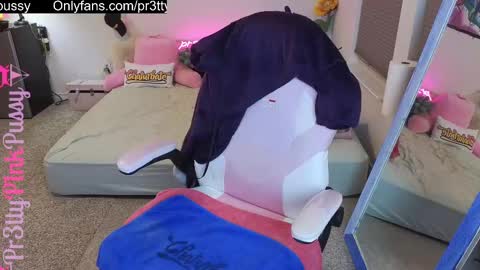 Snapshot of pr3ttyp1nkpussy chatting on 02/12/25, 06:08 Evangeline Eva Darling online show from 02/12/25, 06:08