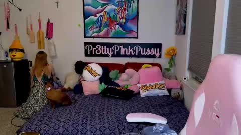 Evangeline Eva Darling online show from 04/17/26, 01:52