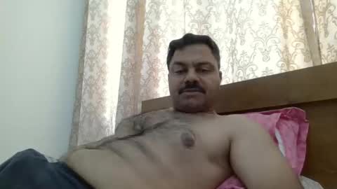 pradeep99107849 online show from 11/07/25, 07:52