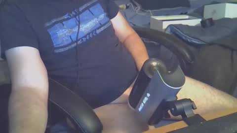 Snapshot of pralg chatting on 12/01/24, 08:53 pralg online show from 12/01/24, 08:53