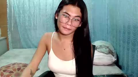 precious_athena online show from 10/11/25, 11:42