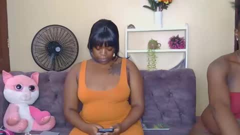 Snapshot of preetycookie chatting on 01/09/25, 12:30 Lilly online show from 01/09/25, 12:30