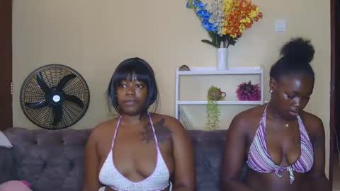 Snapshot of preetycookie chatting on 01/10/25, 05:37 Lilly online show from 01/10/25, 05:37