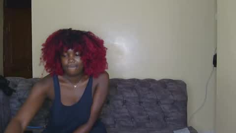 Snapshot of preetycookie chatting on 01/27/25, 04:11 Lilly online show from 01/27/25, 04:11