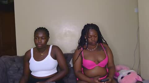 Snapshot of preetycookie chatting on 02/05/25, 02:29 Lilly online show from 02/05/25, 02:29