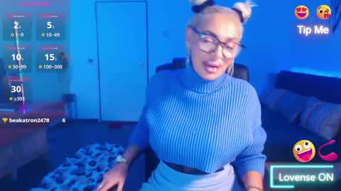 Victoria online show from 12/01/25, 09:09