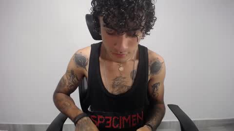 Plux online show from 02/13/25, 02:56