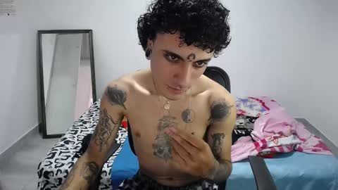 Plux online show from 11/05/25, 06:30