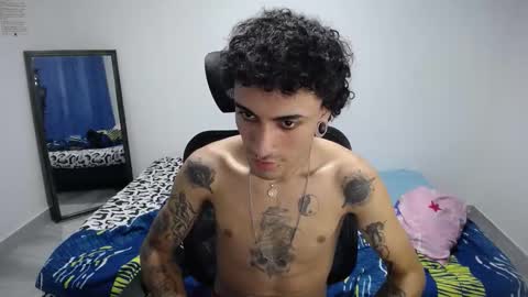 Plux online show from 11/15/25, 08:11