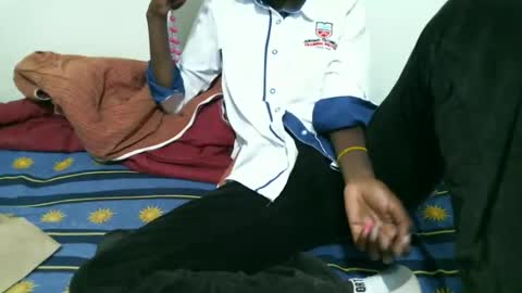 Snapshot of preshty chatting on 11/05/25, 11:32 preshty online show from 11/05/25, 11:32