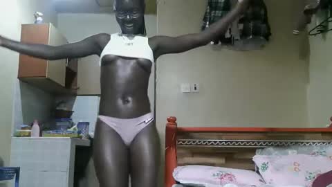 Snapshot of preshty chatting on 01/14/26, 06:35 preshty online show from 01/14/26, 06:35