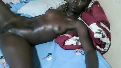 Snapshot of preshty chatting on 02/15/26, 07:51 preshty online show from 02/15/26, 07:51